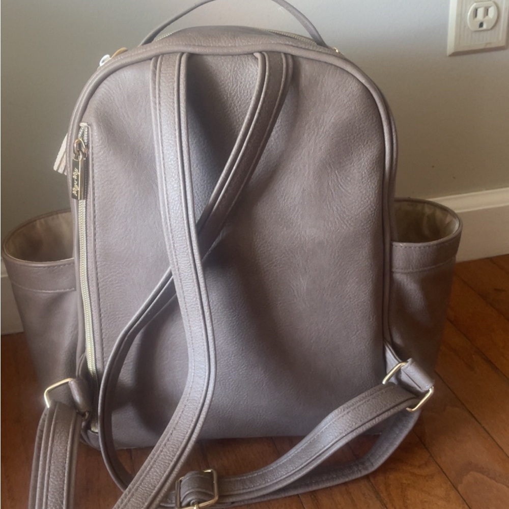 Itzy Ritzy Gray Backpack Set - Picture 5 of 8